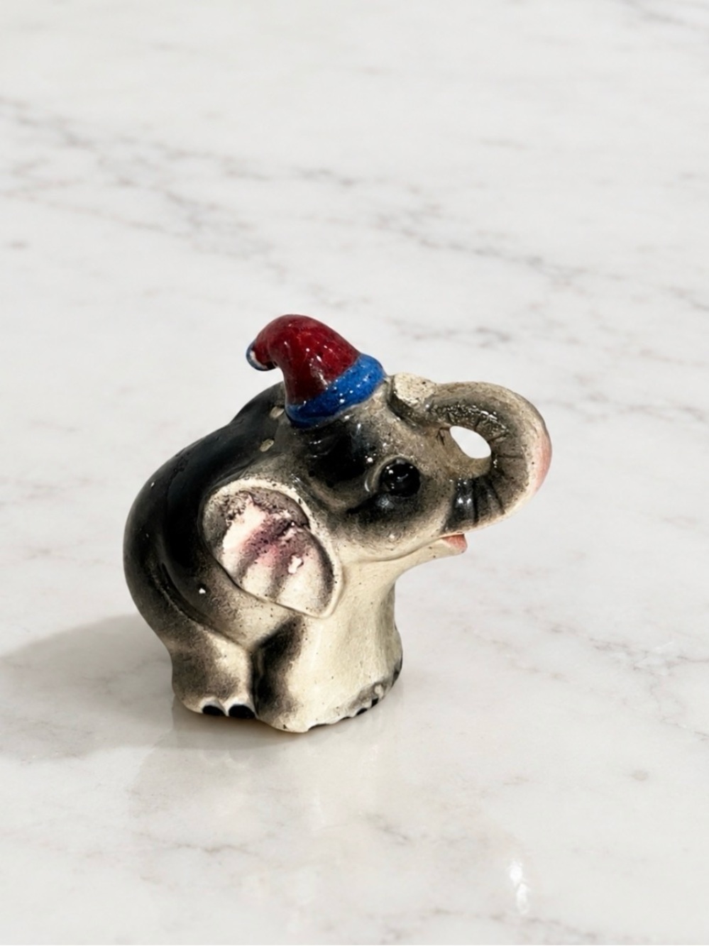 vintage elephant salt shaker